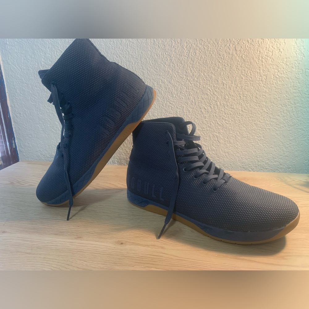 Like New Means NOBULL High Top Lifting Shoes!! SZ 12!!!